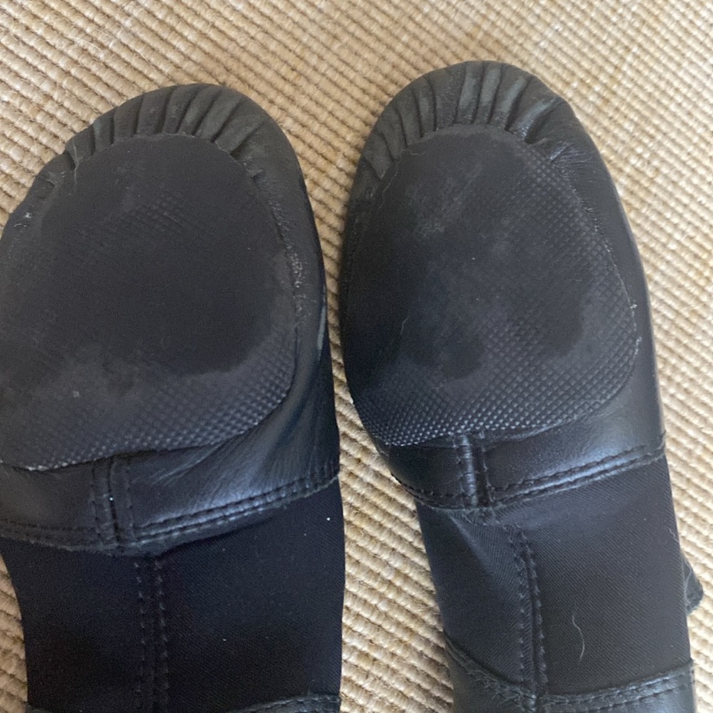 Capezio E Series Slip-on Jazz Shoes - Picture 12 of 12